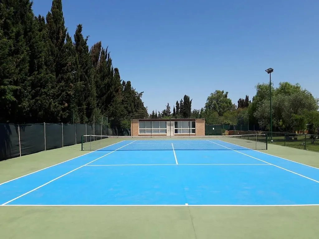 Villa Sporting With Tennis Court, Swimming Pool, Football Field Near The Beaches Alghero